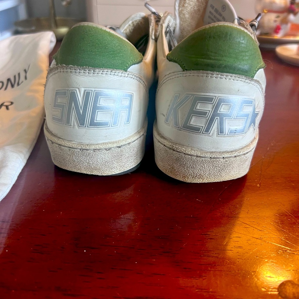 Golden Goose Superstar leather sneakers Pre loved with dust bag